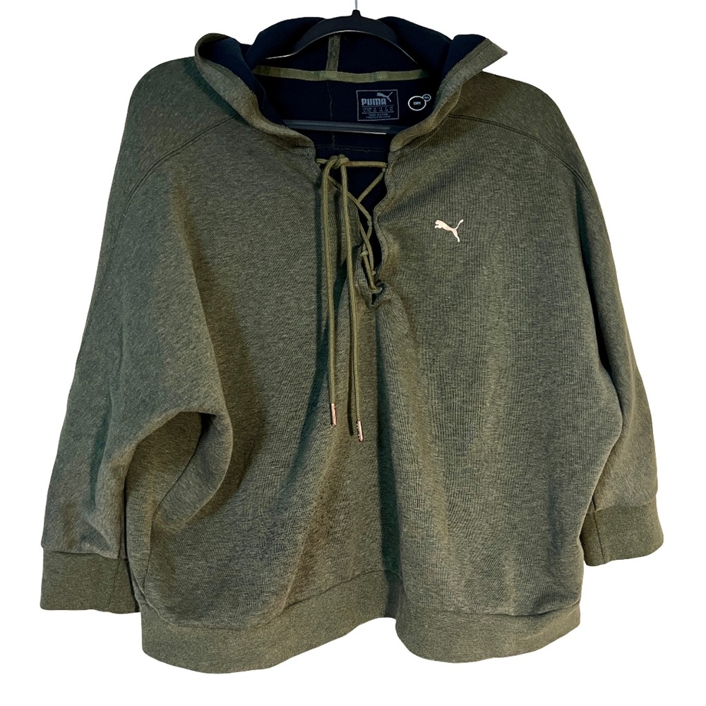 Puma Hoodie Women’s, with Minor Flaw (INV 0018)